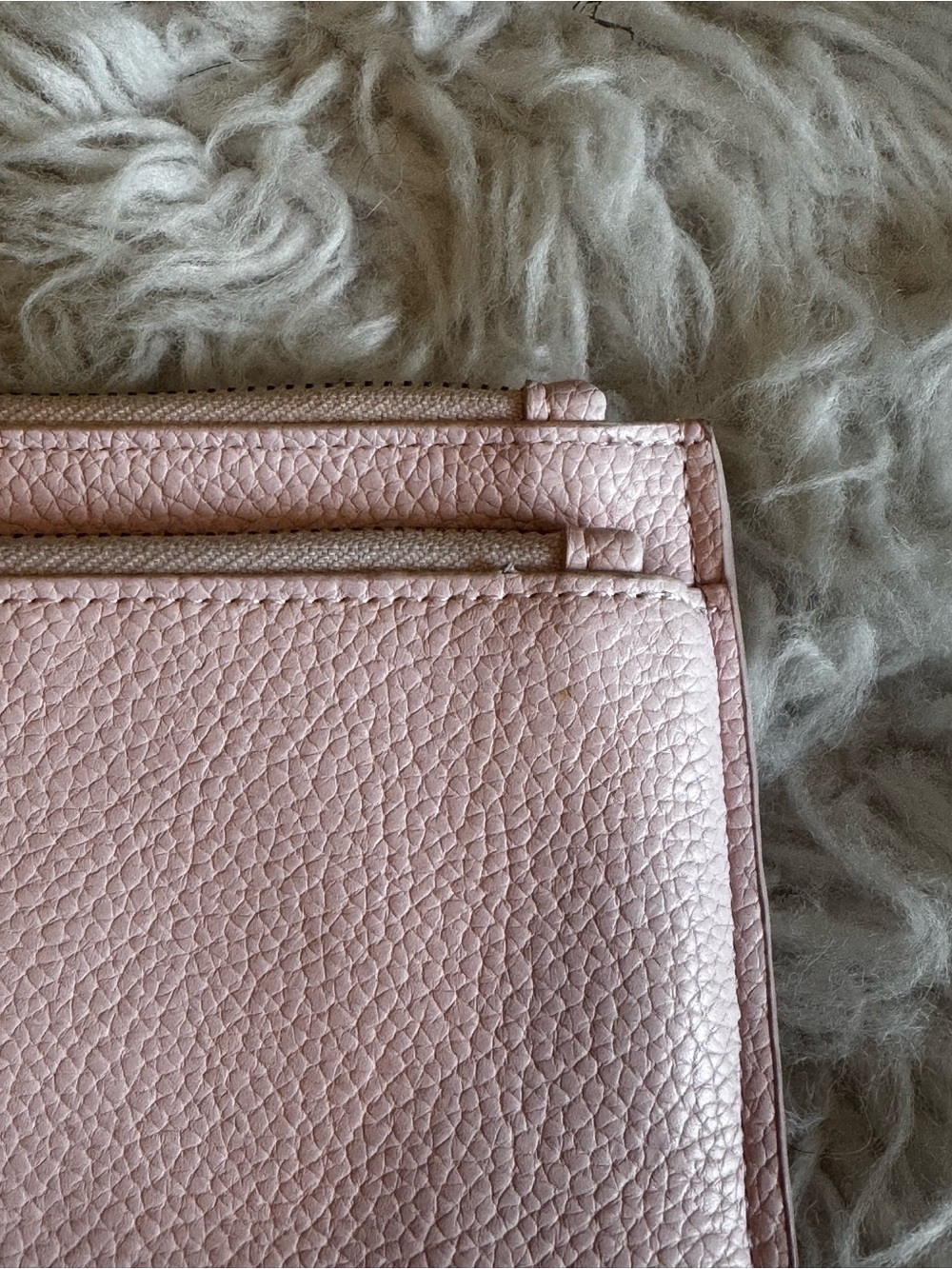 Pink wristlet - Picture 5 of 6